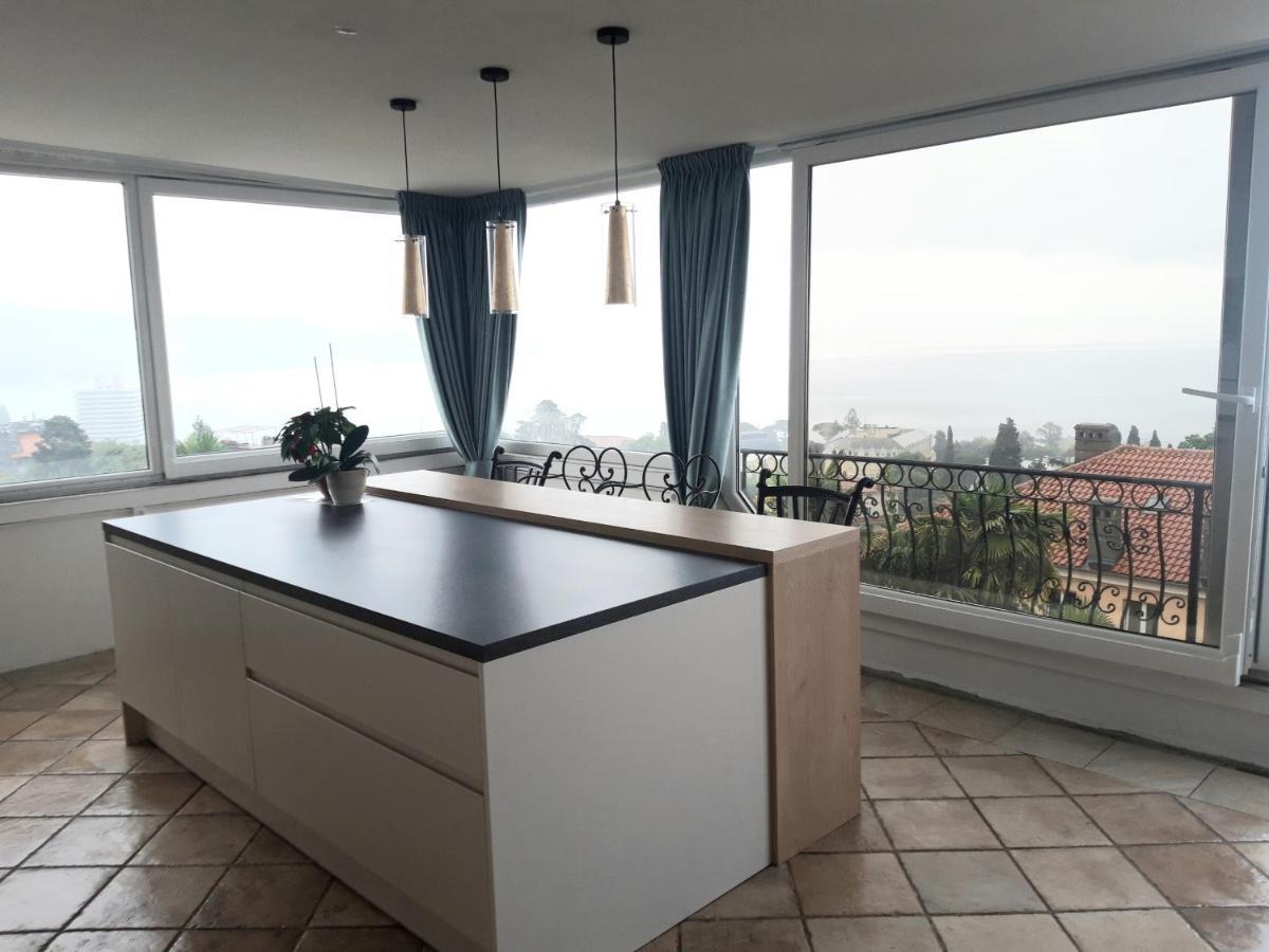 Apartments Darijana オパティヤ エクステリア 写真